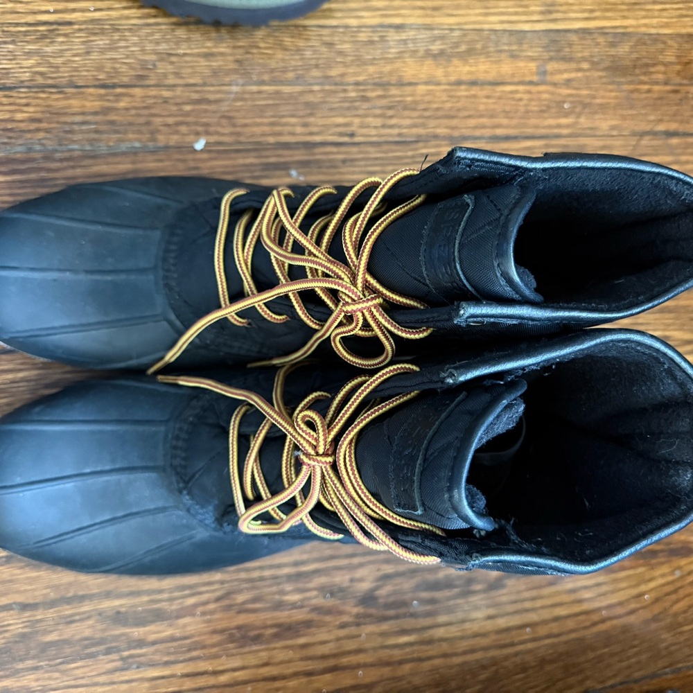 Sperry Black Duck Boots with Yellow-Brown Laces